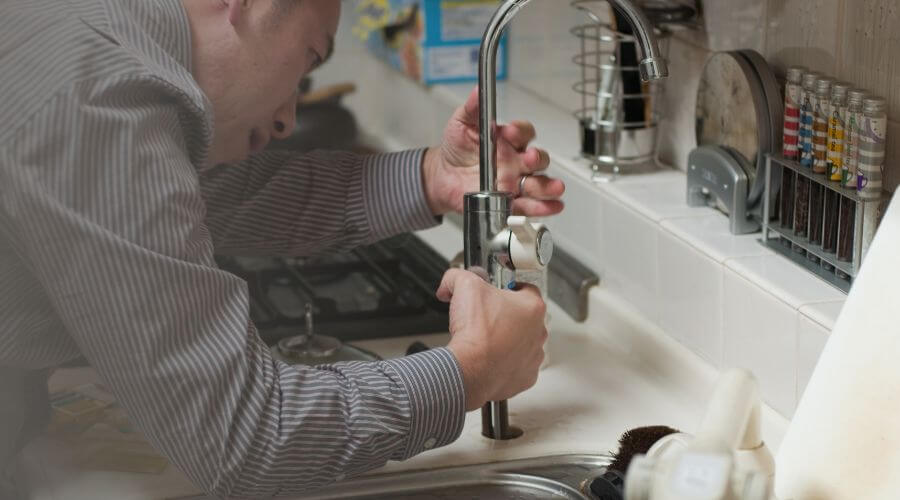 Local expert plumbing services in Dugger, IN